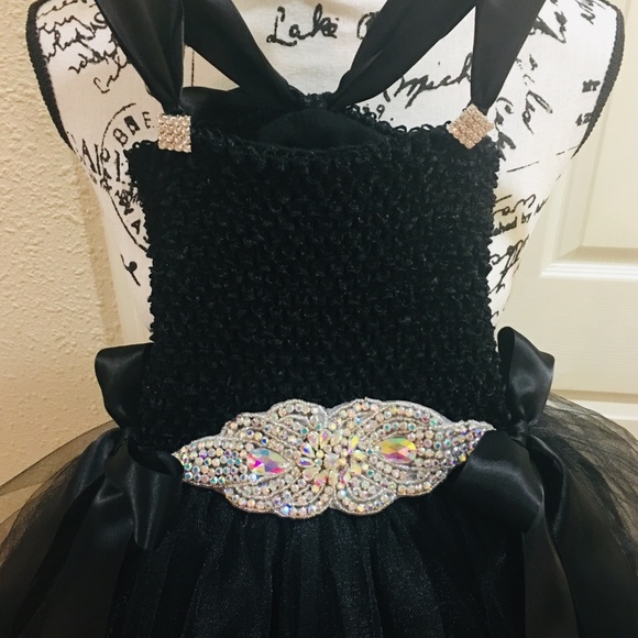 LIL MISS HEPBURN (flower girl) tutu dress - Picture 6 of 6